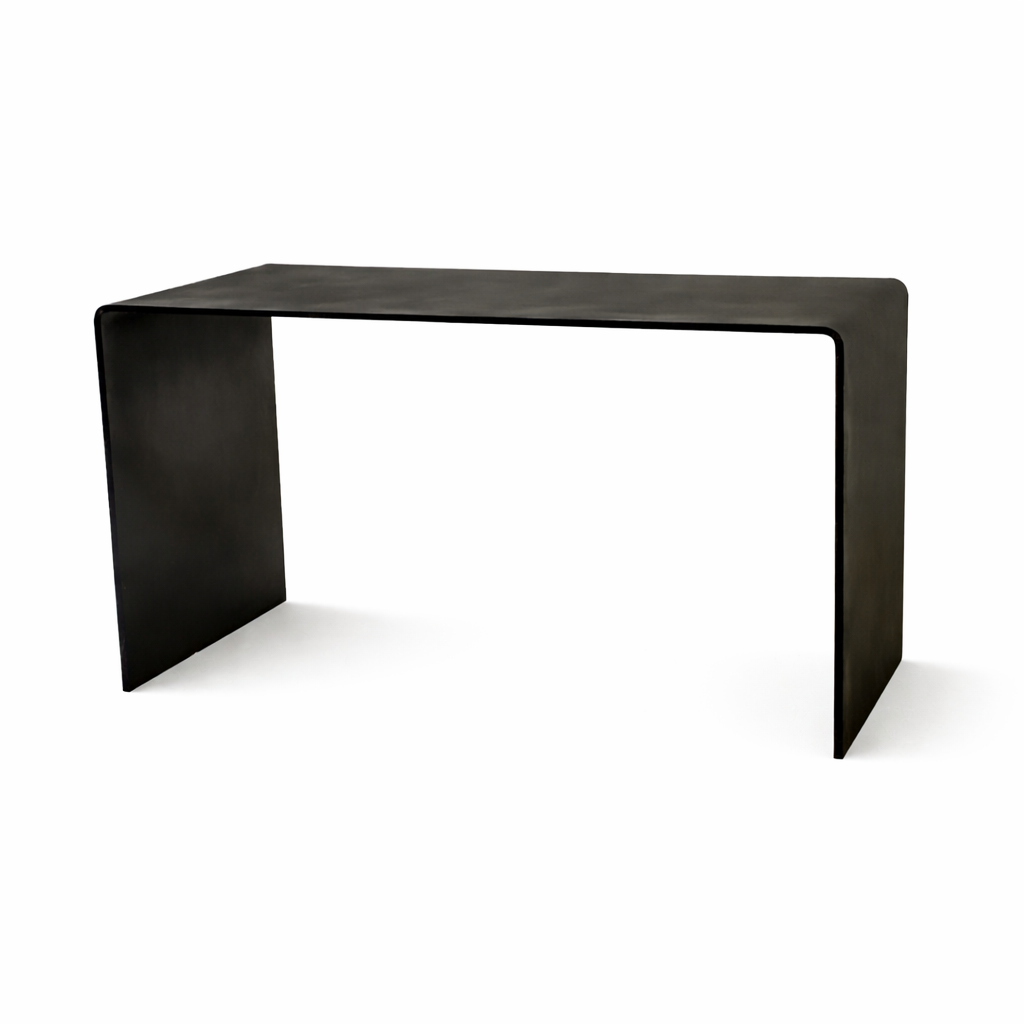 Locīts galds view 2